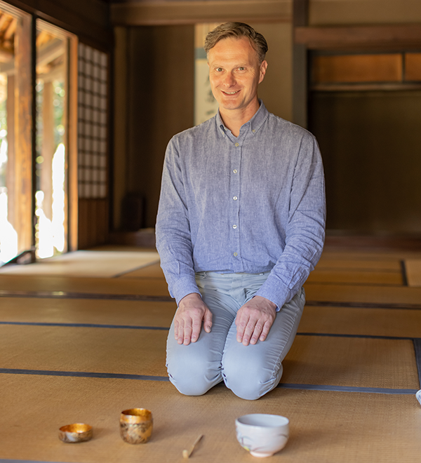 Indoor Tea Ceremony in English