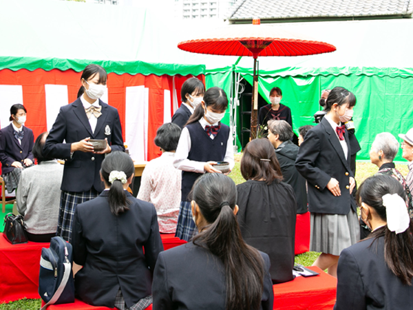 Outdoor Tea Ceremony by High School Students